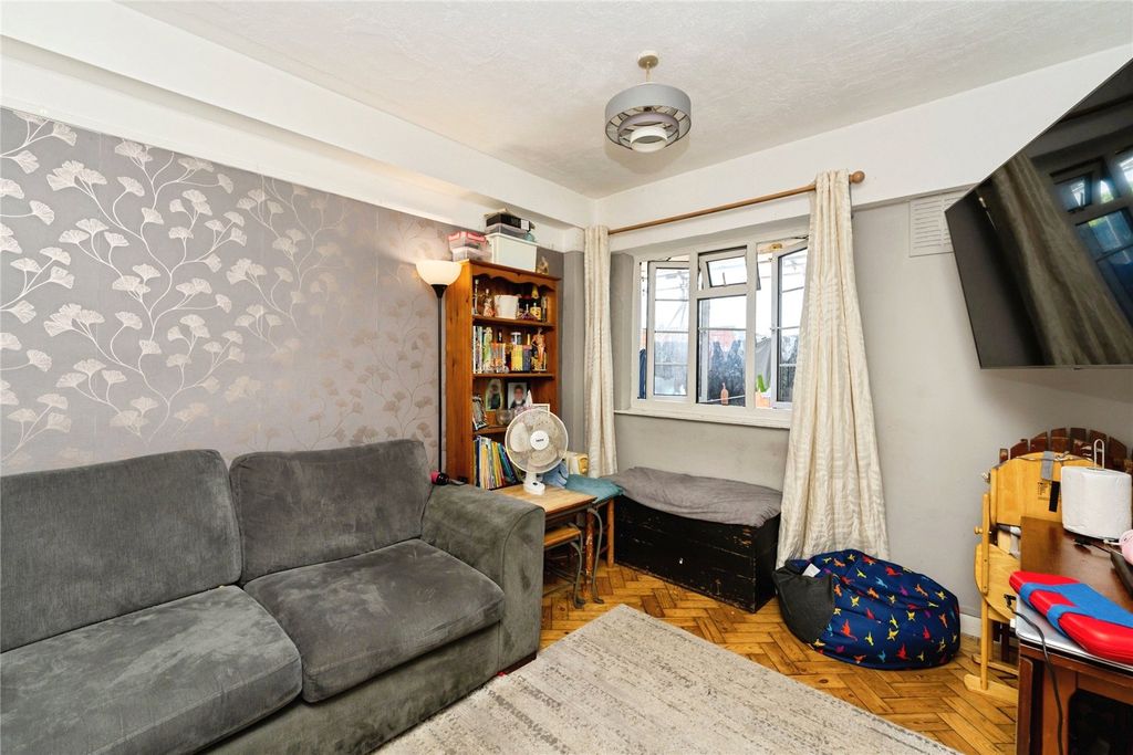Property photo 3 of 13 Picture No. 04