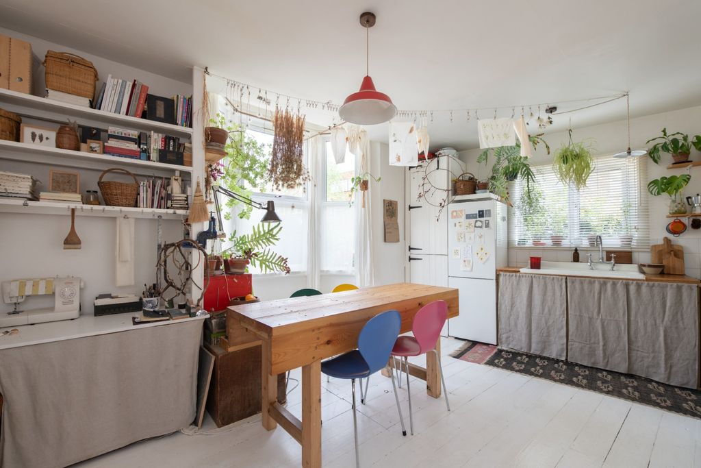 Property photo 2 of 16 5094522