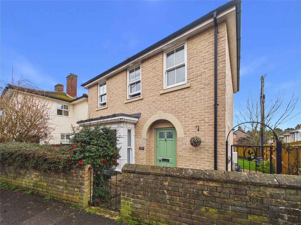 Property photo 1 of 16 Picture 1