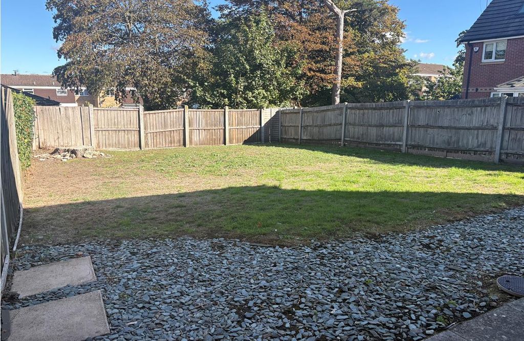 Property photo 3 of 7 Garden