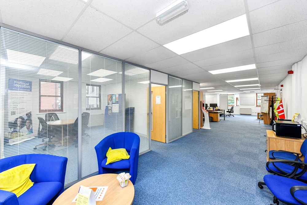 Property photo 2 of 6