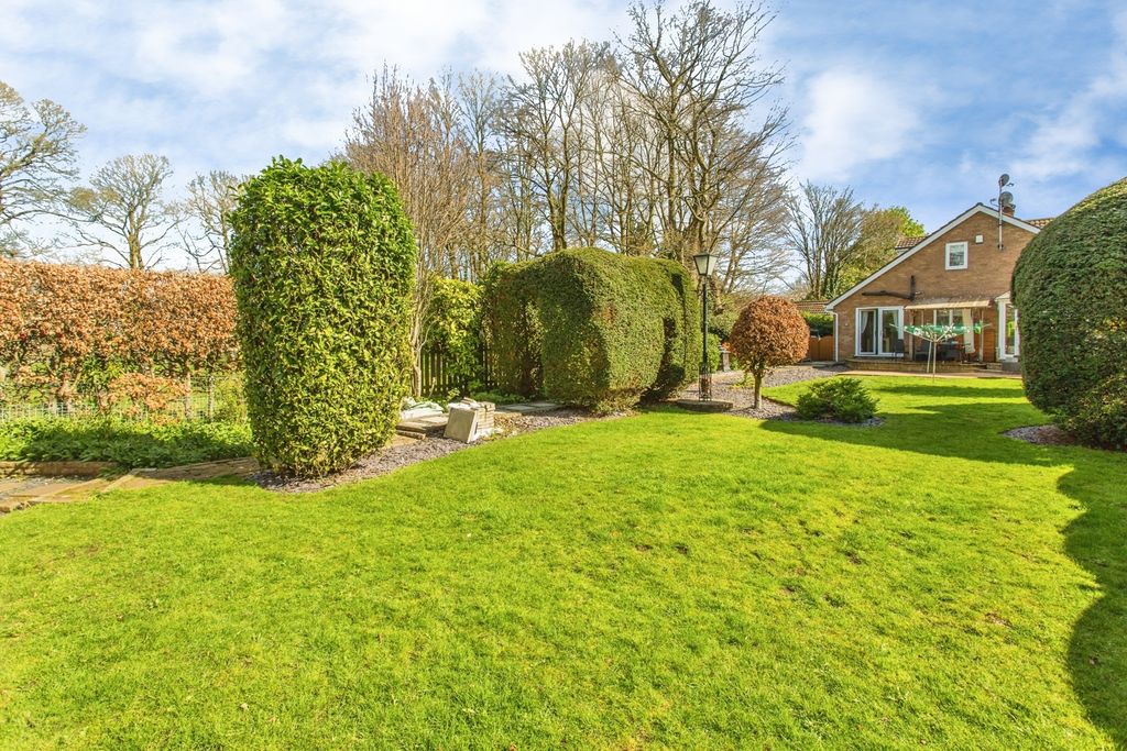 Additional image 4 of 3 bed bungalow for saleSt. Andrews Close, Leyland, Lancashire PR25