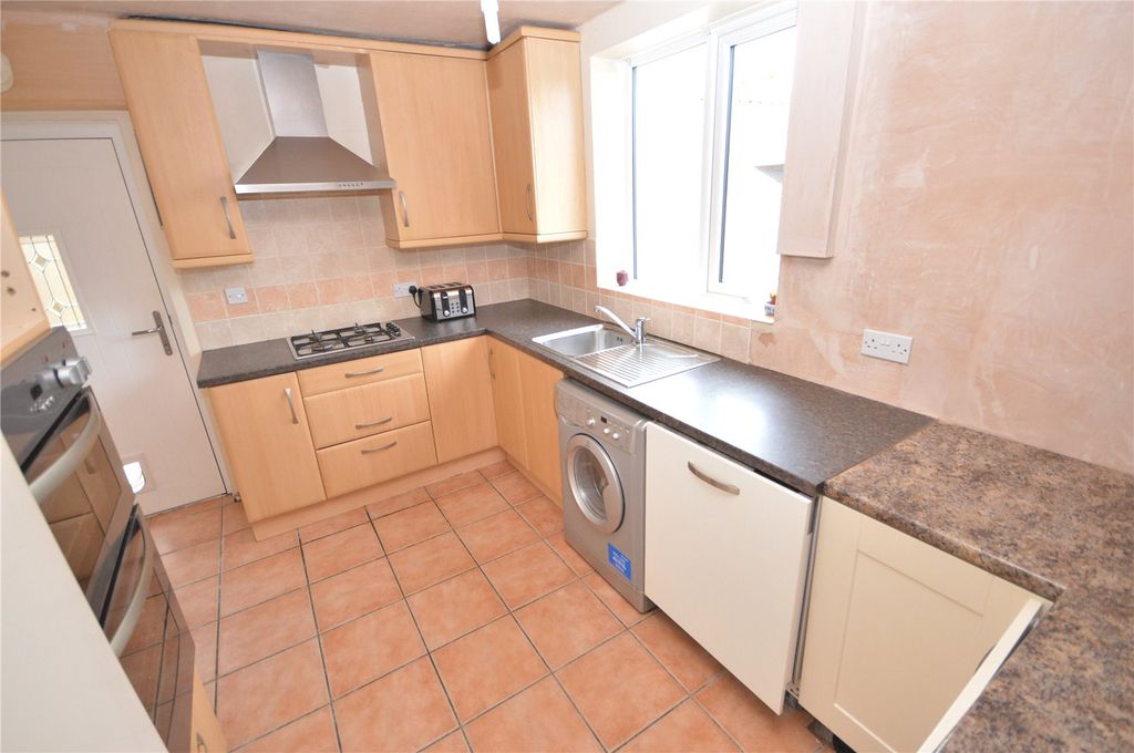 Property photo 3 of 16 Picture No. 20