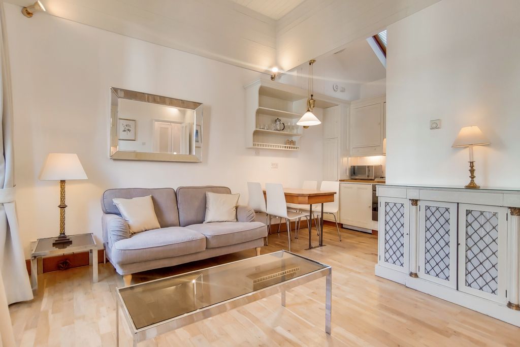 Property photo 2 of 12 5_Kitchen-Reception-