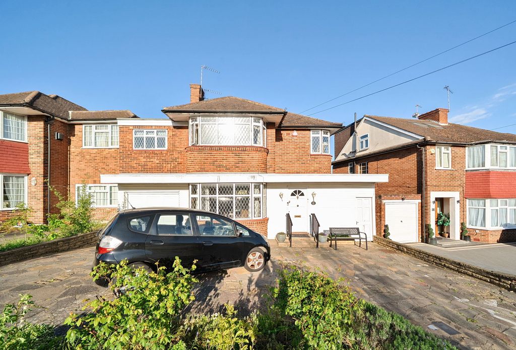 Property photo 1 of 19