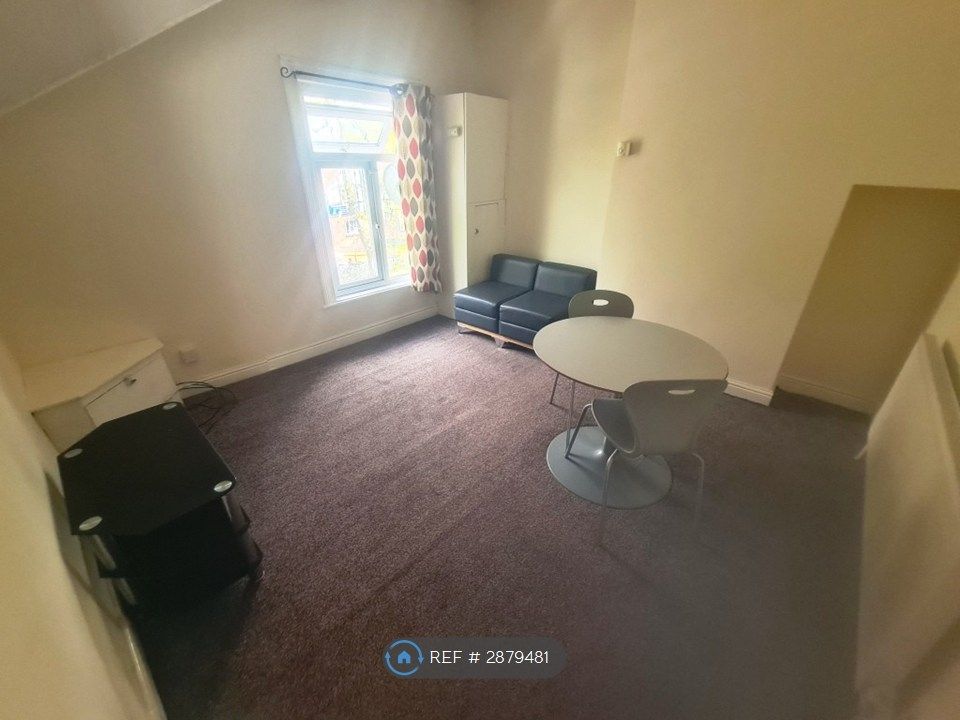 Property photo 2 of 5