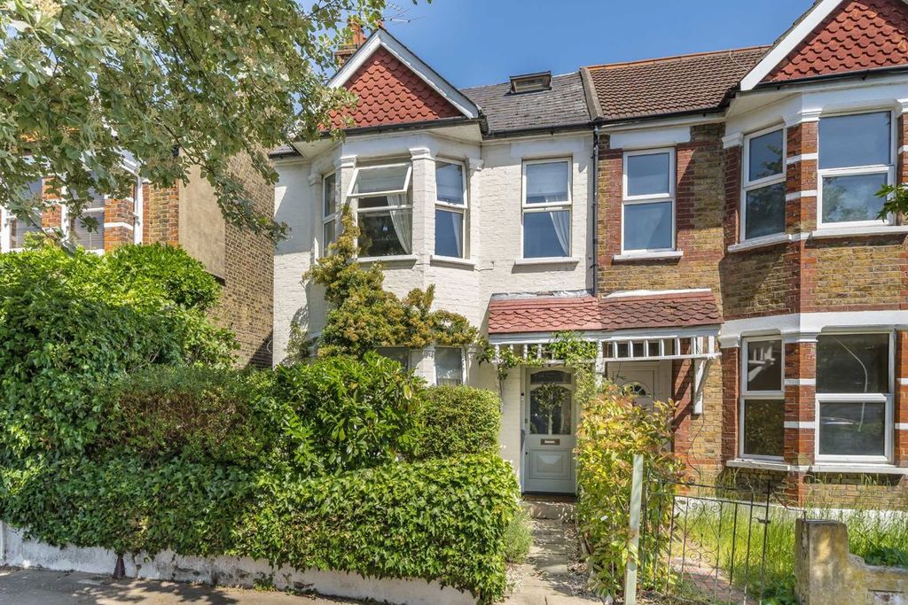 Property photo 1 of 10