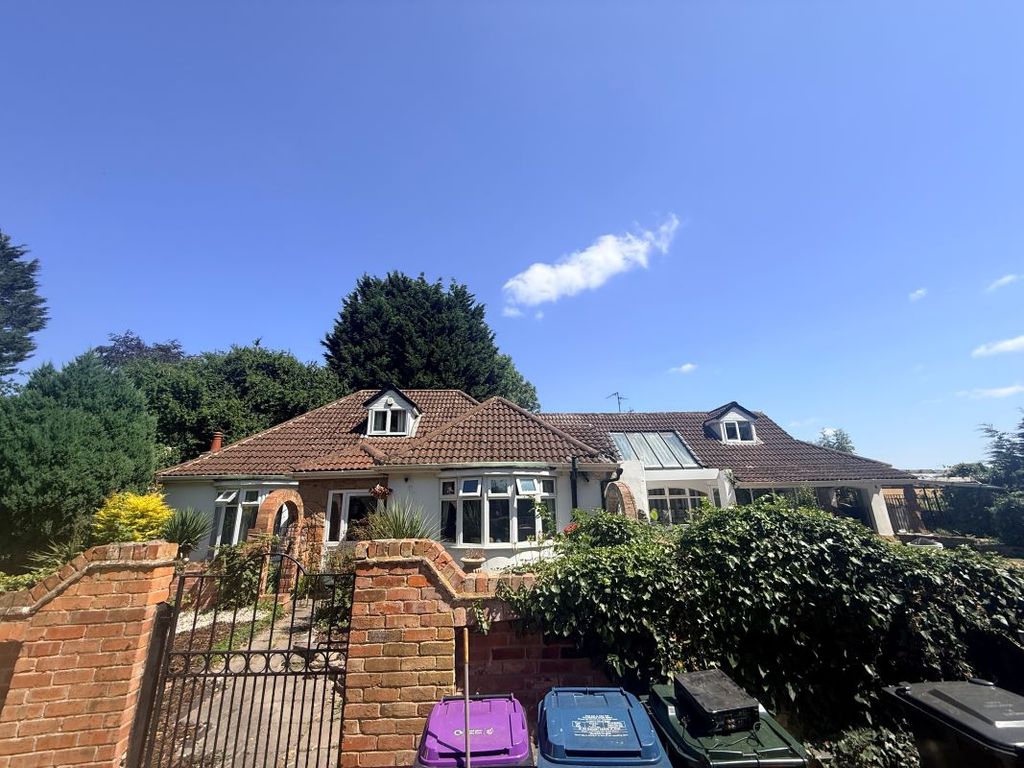 Property photo 1 of 41