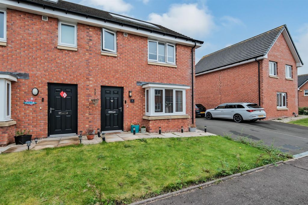 Property photo 2 of 42 002-14 Old Meadow Walk, Wishaw ML2 7Fd.Jpg