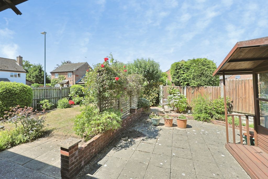Property photo 3 of 23