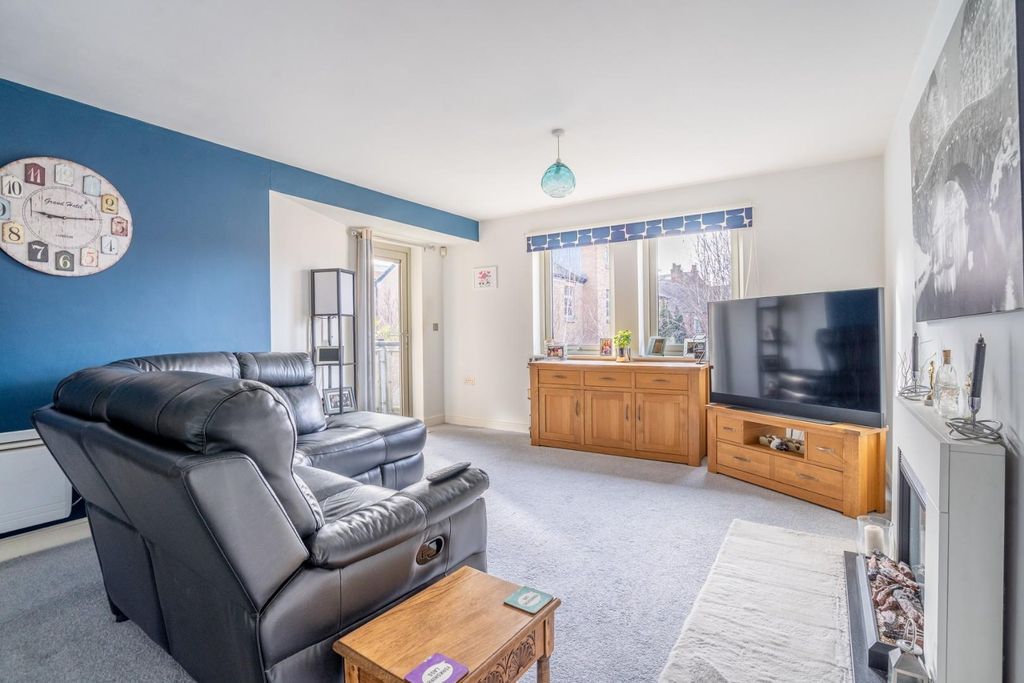 Property photo 3 of 12 Jwh-6.Jpg