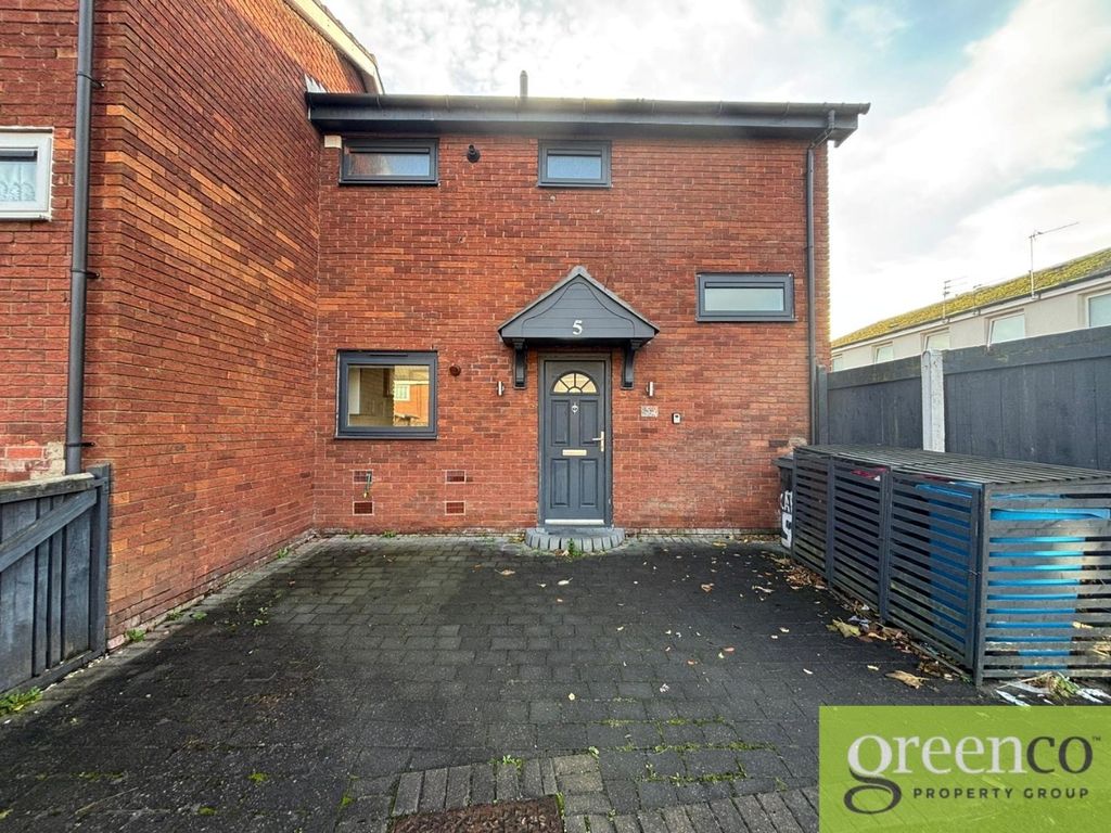 Property photo 2 of 22