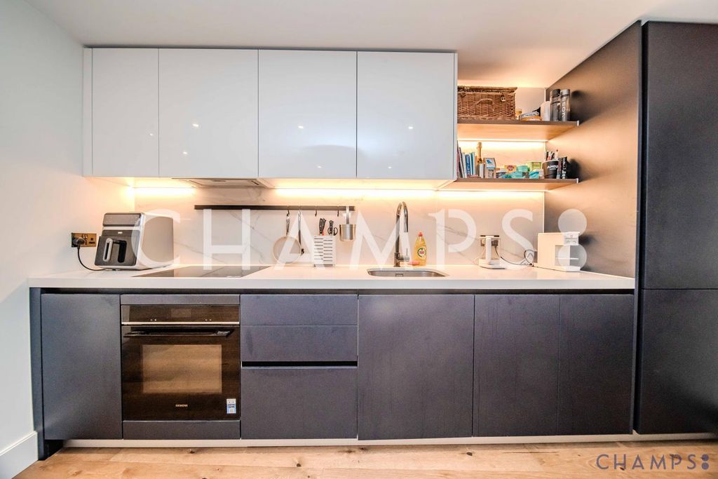 Property photo 3 of 7 Gallery