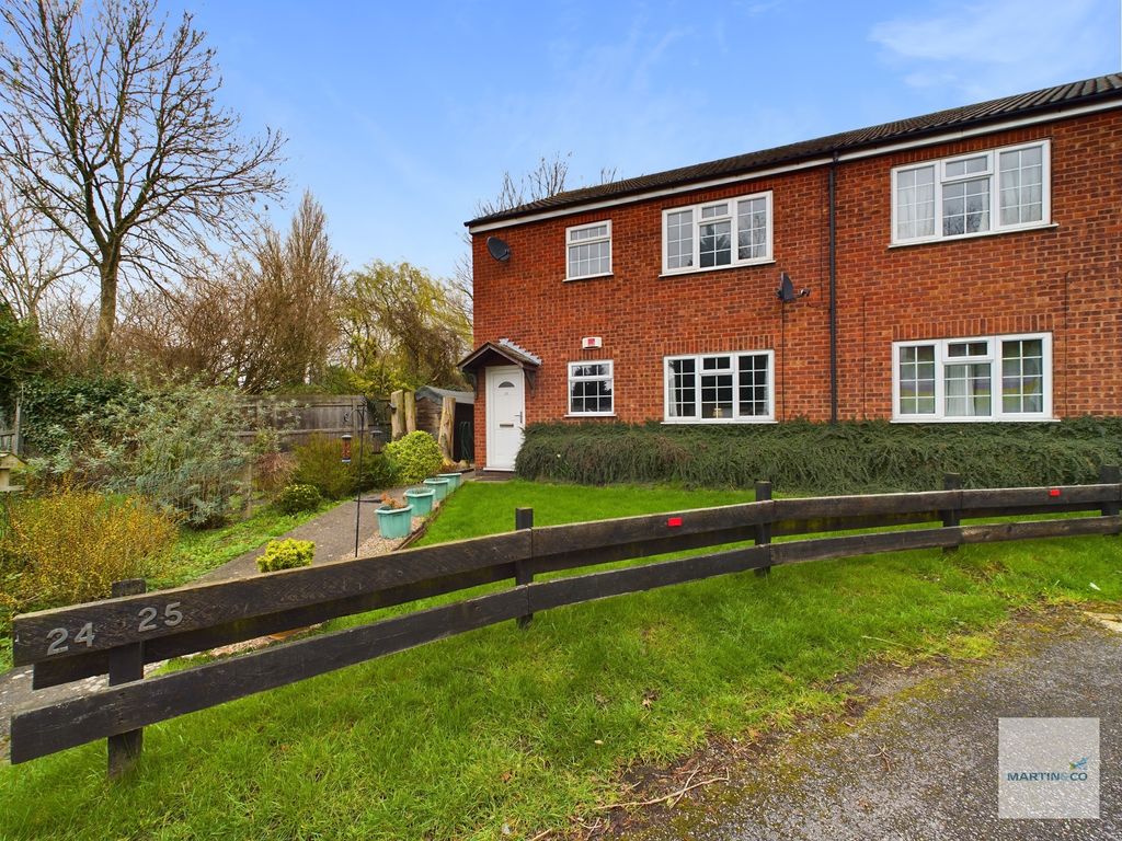 Property photo 1 of 10 Cam03394G0-Pr0047-Still002