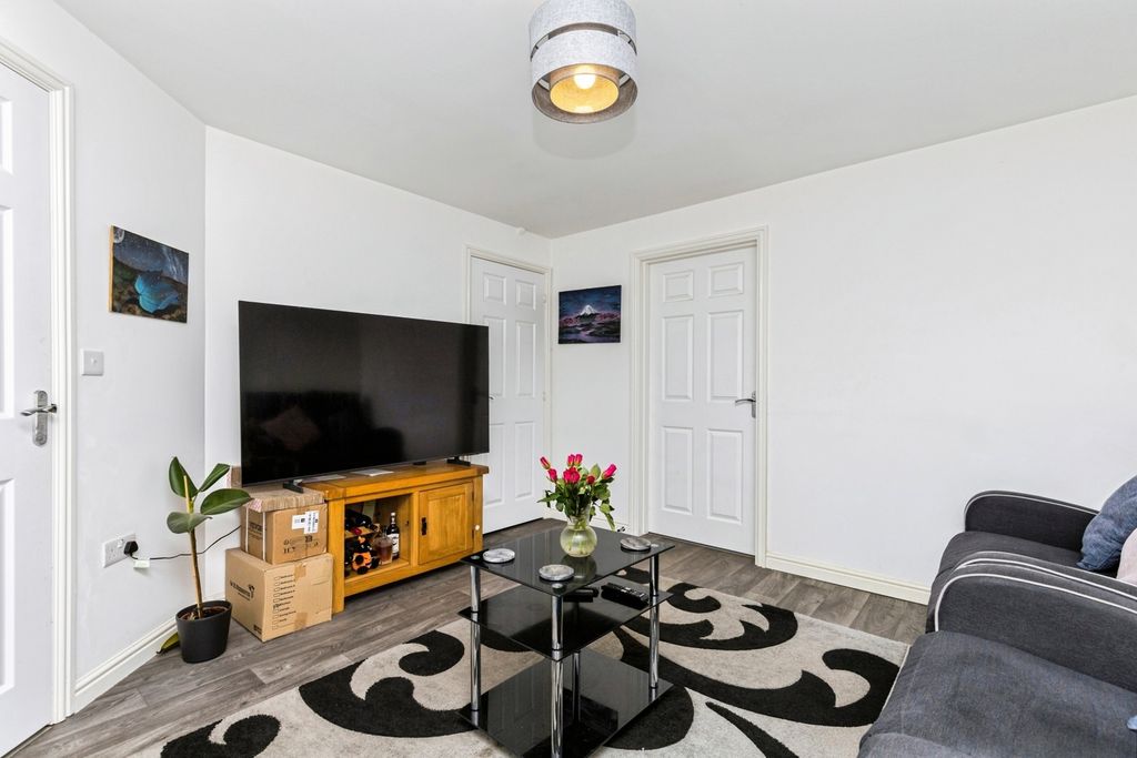 Property photo 2 of 20 Pbox-Img.Jpg