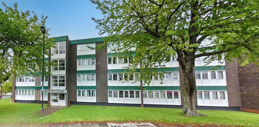 Property photo 1 of 6