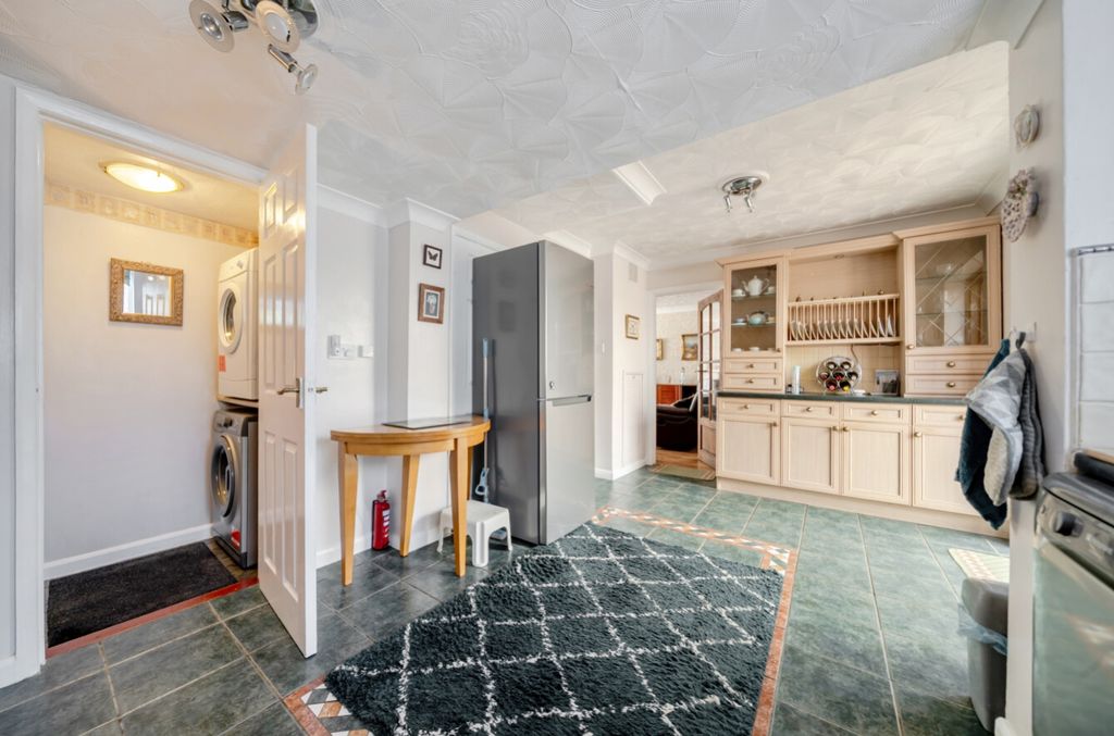 Property photo 3 of 27 1483928-12-6A3E7A35587d8