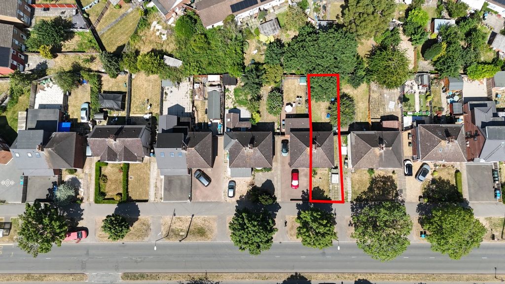 Property photo 3 of 21 Birds-Eye View