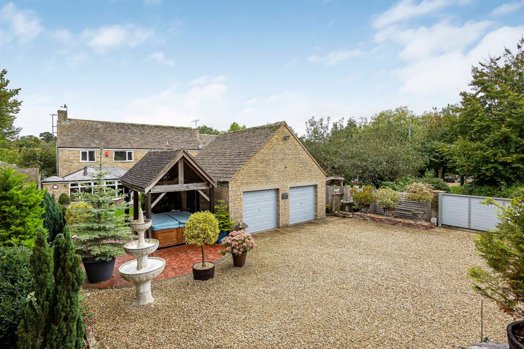 Property photo 1 of 23 Picture No. 04