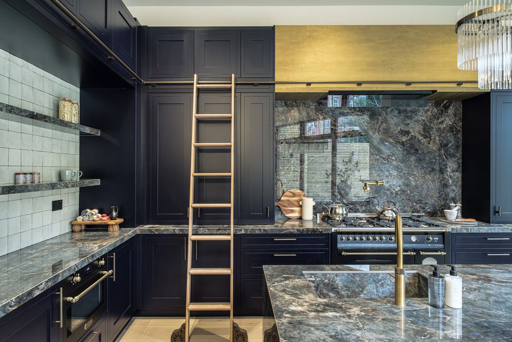 Property photo 3 of 41