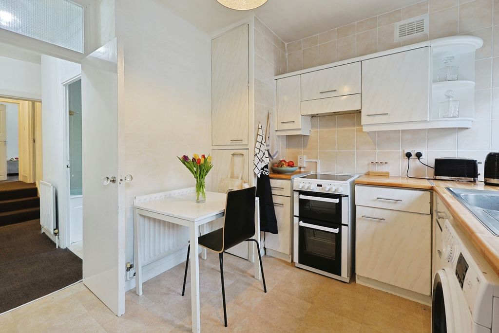 Property photo 3 of 19 Pbox-Img.Jpg