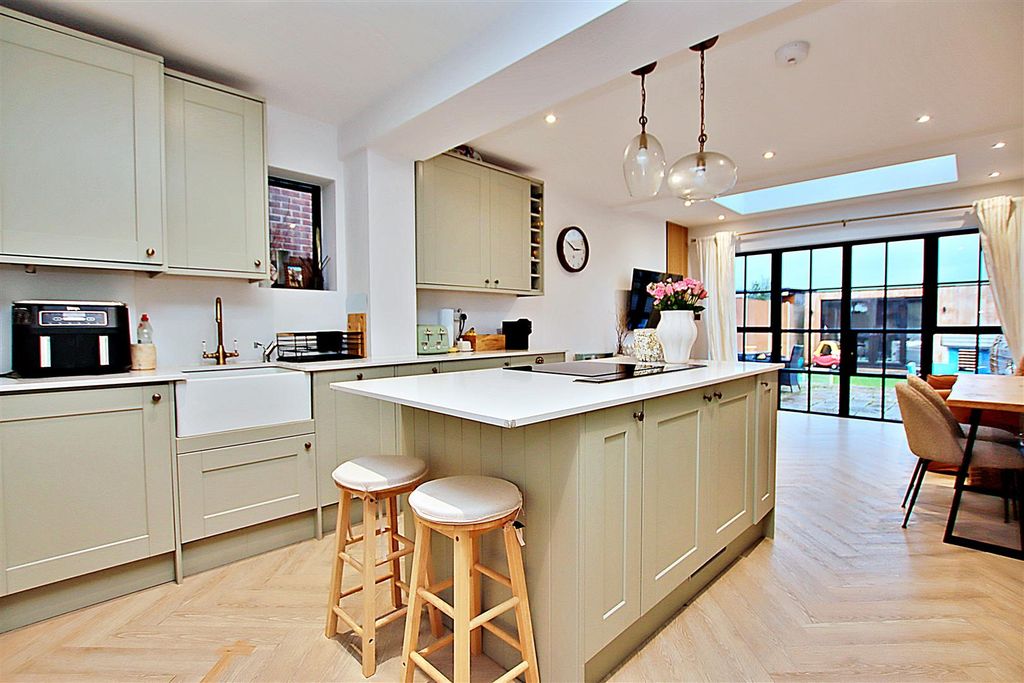 Property photo 1 of 14 Img_8684.Jpg