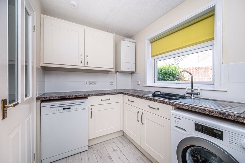 Property photo 2 of 18 Kitchen