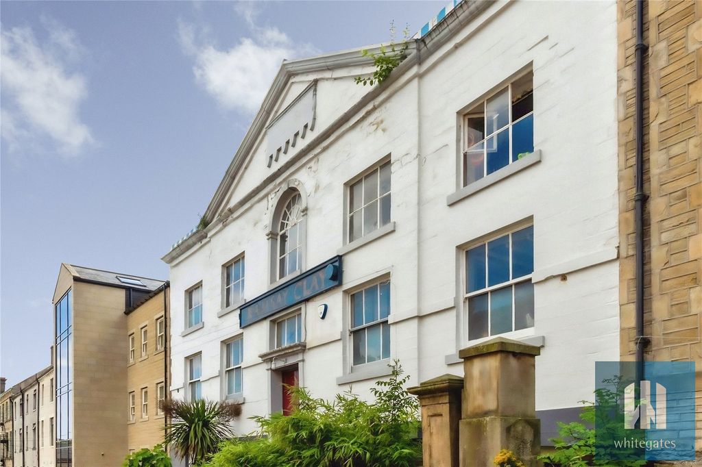 Property photo 3 of 5 Picture No. 06