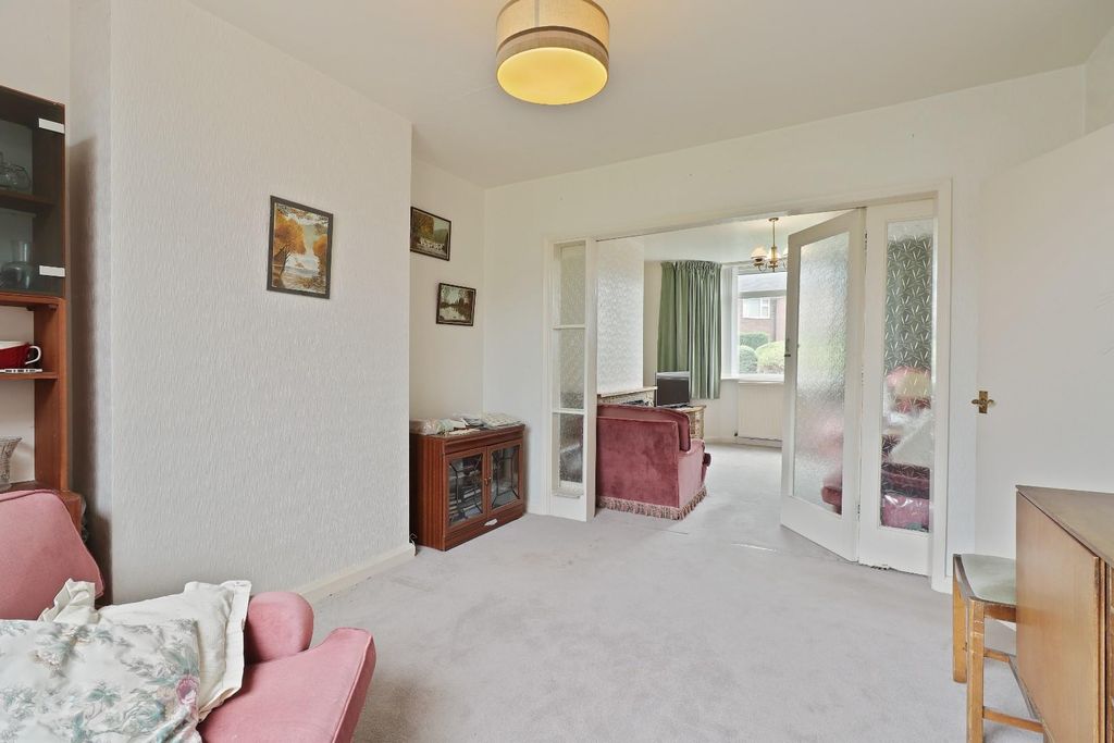 Property photo 2 of 18 Dining Room Room