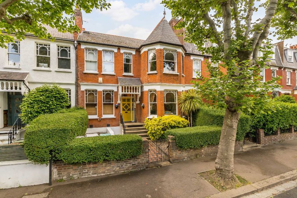 Property photo 1 of 10