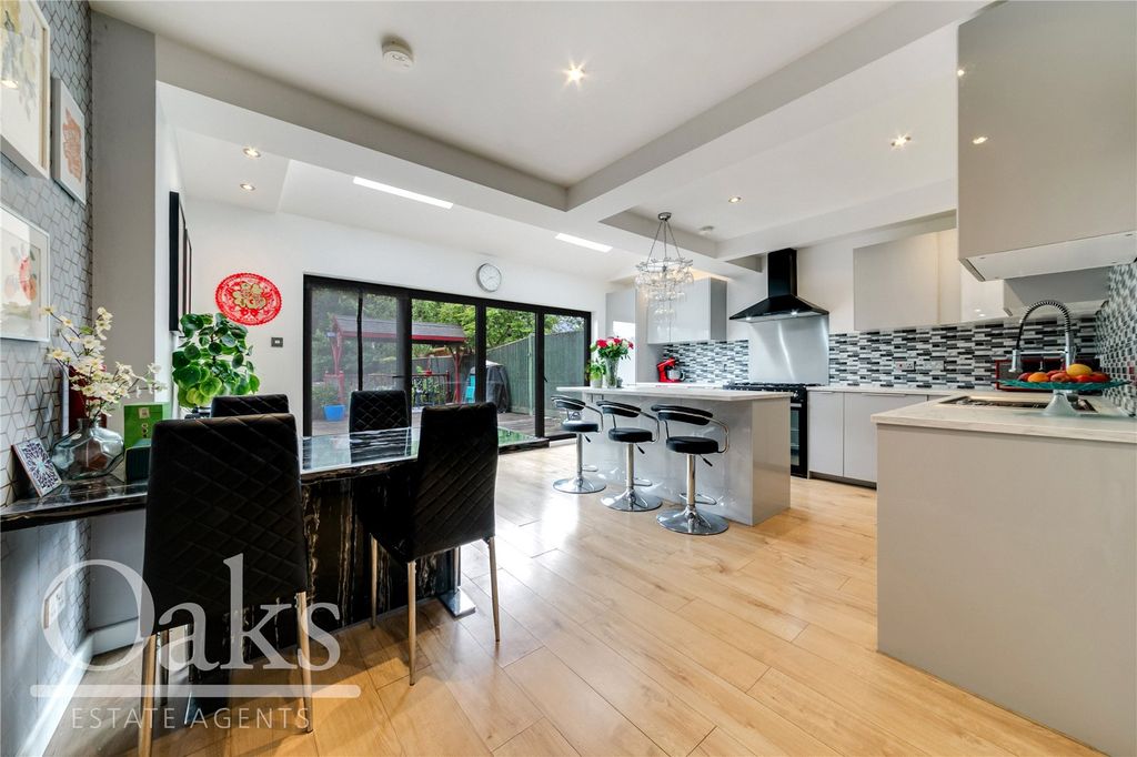 Property photo 3 of 13 Picture No. 04