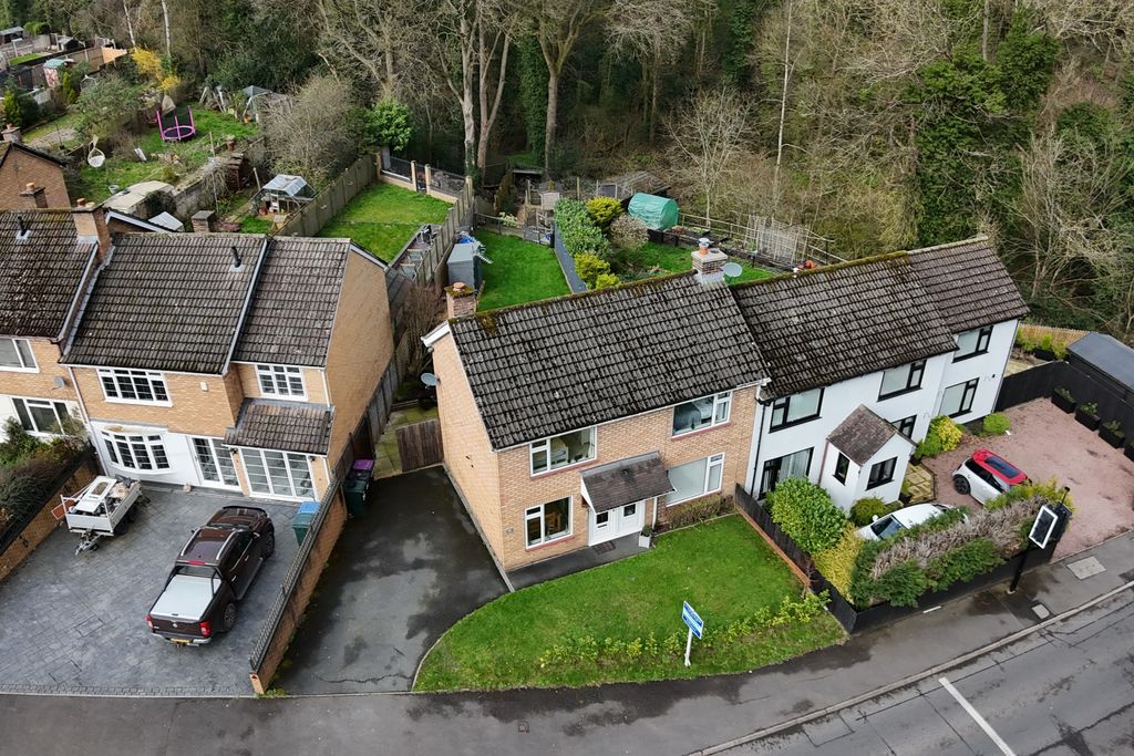 Property photo 1 of 23 Photo 21