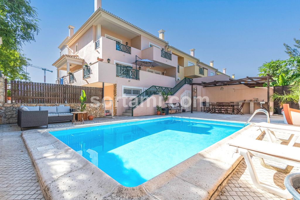 Property photo 1 of 25