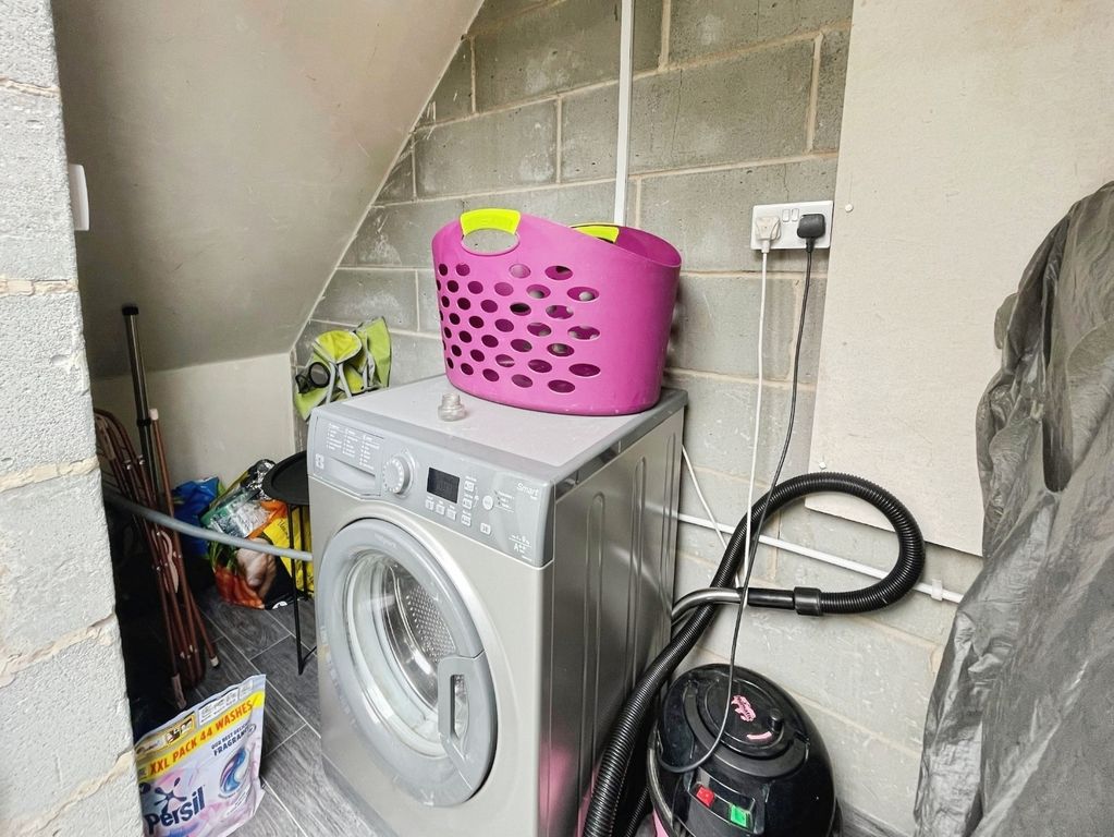 Additional image 11 of 1 bed flat for saleLonglands Idle, Bradford BD10