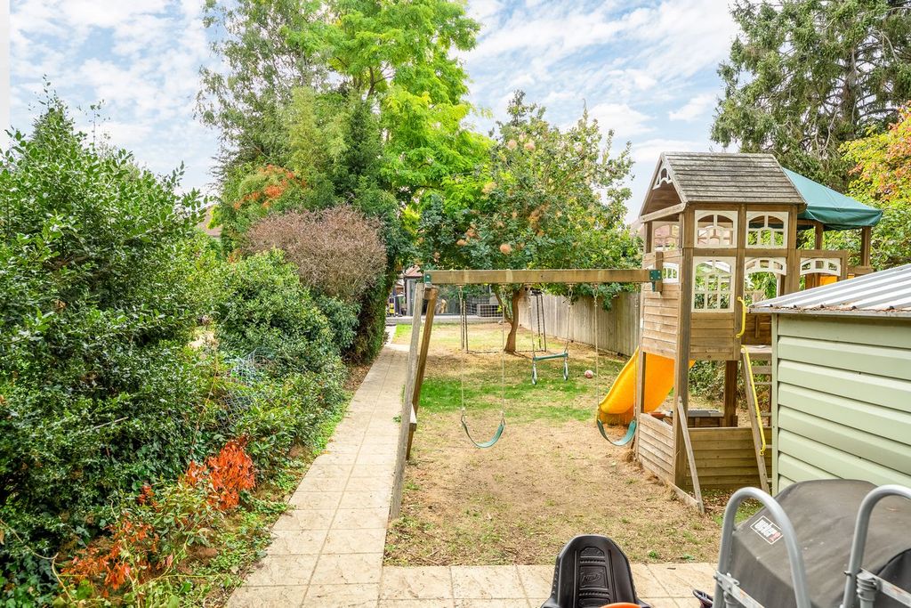 Property photo 3 of 22