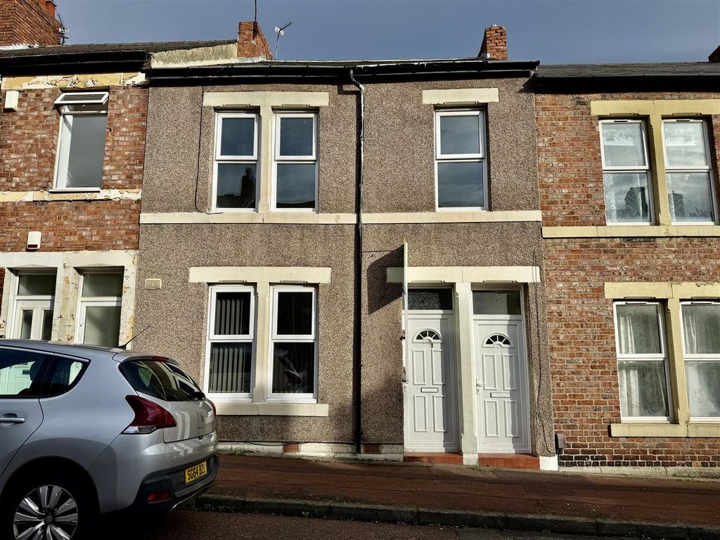 Property photo 1 of 10 External