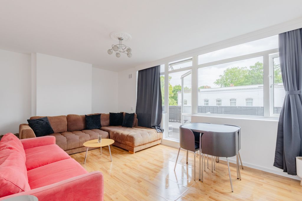Property photo 1 of 33