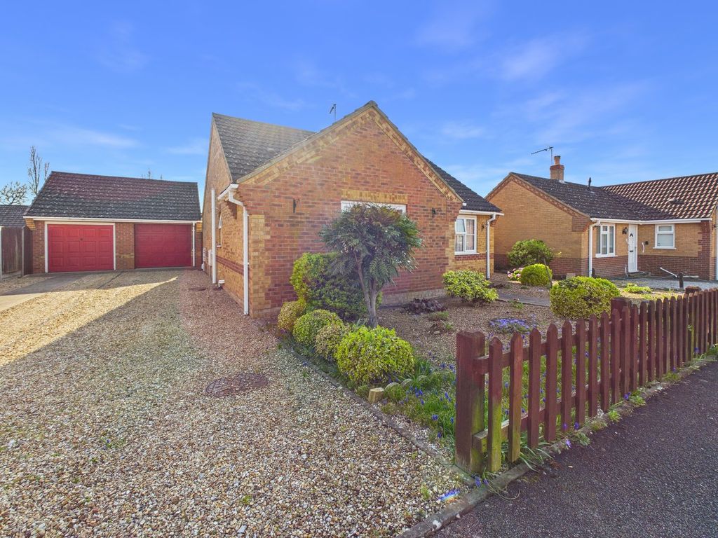 Property photo 1 of 12