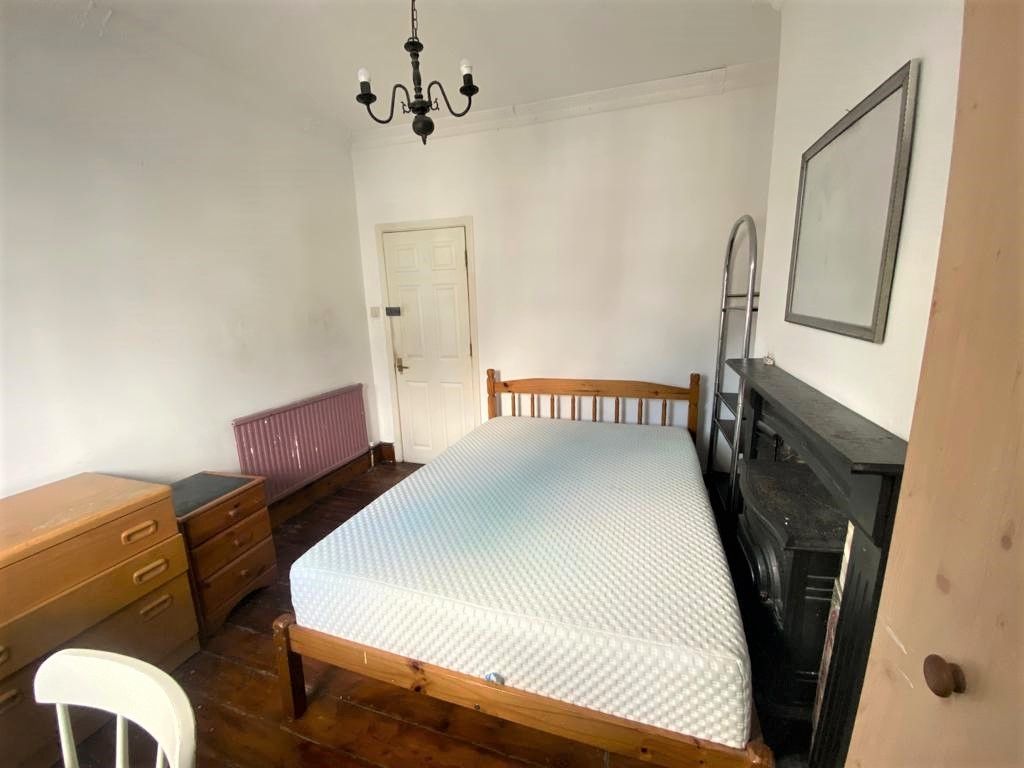 Property photo 2 of 3