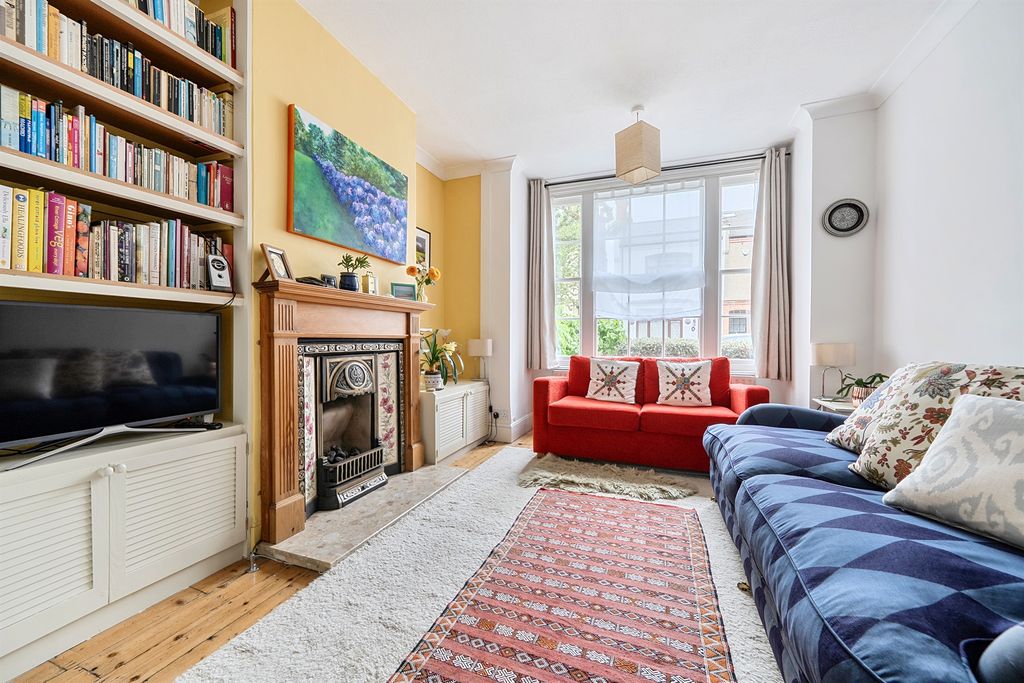 Property photo 3 of 14
