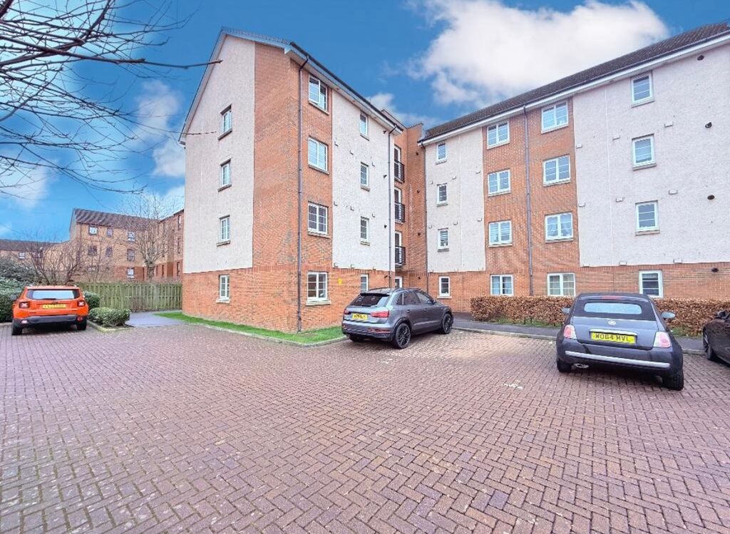 Property photo 1 of 21