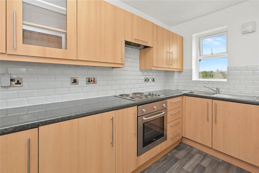 Property photo 2 of 11 Picture No. 04