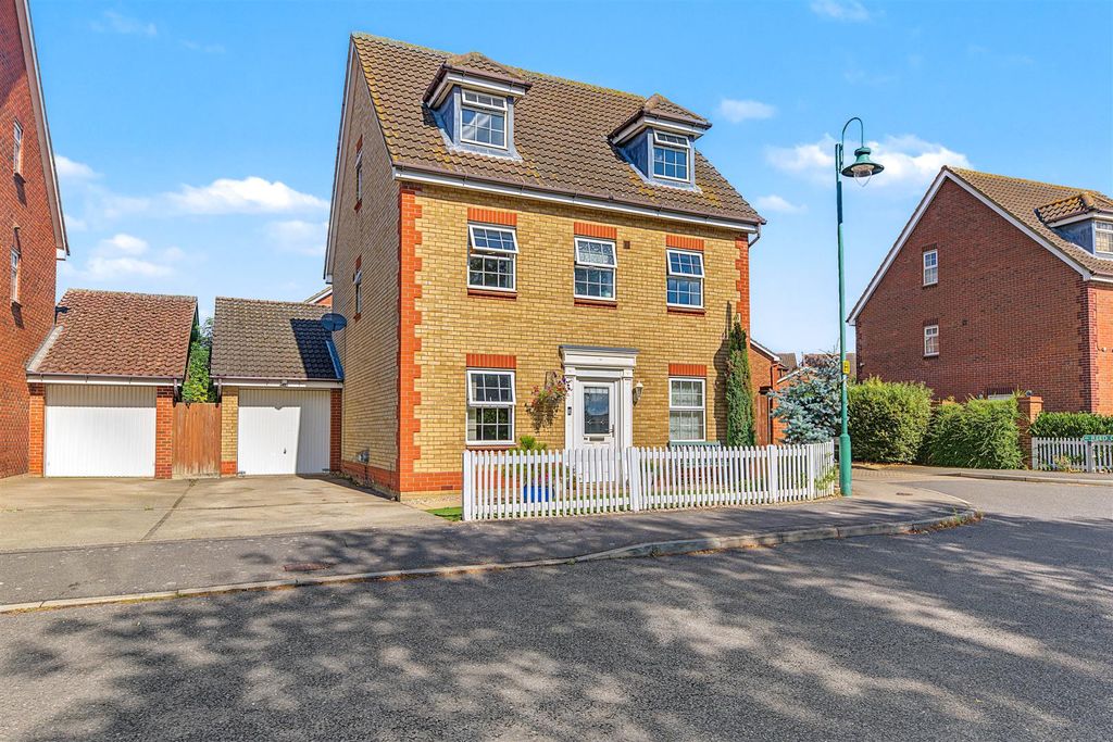 Property photo 1 of 49
