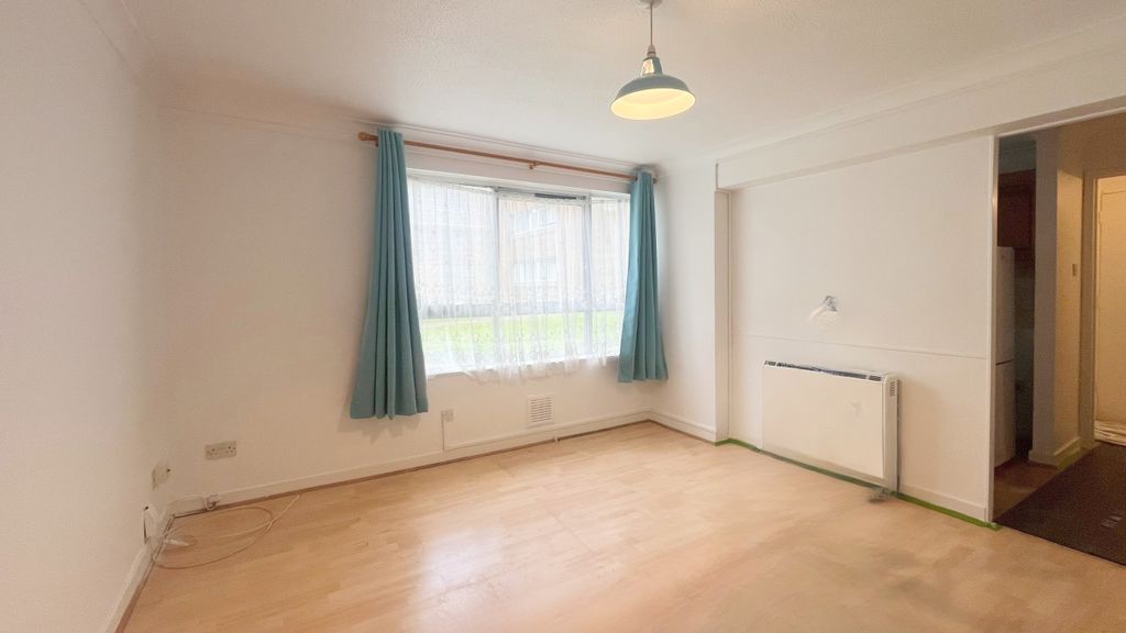 Property photo 2 of 7