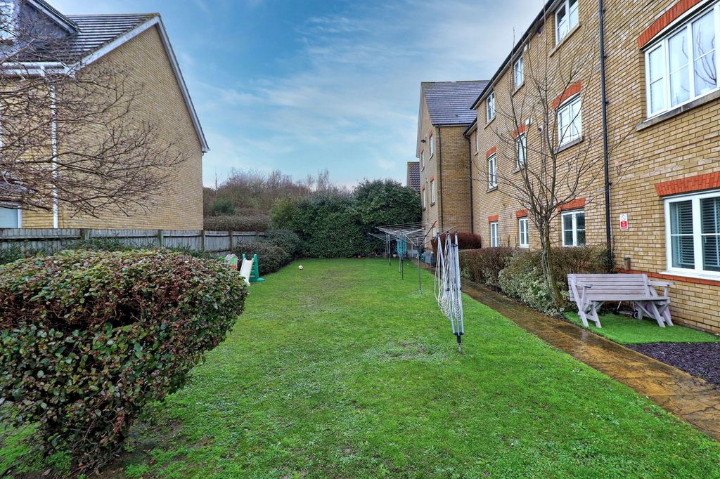 Property photo 3 of 16