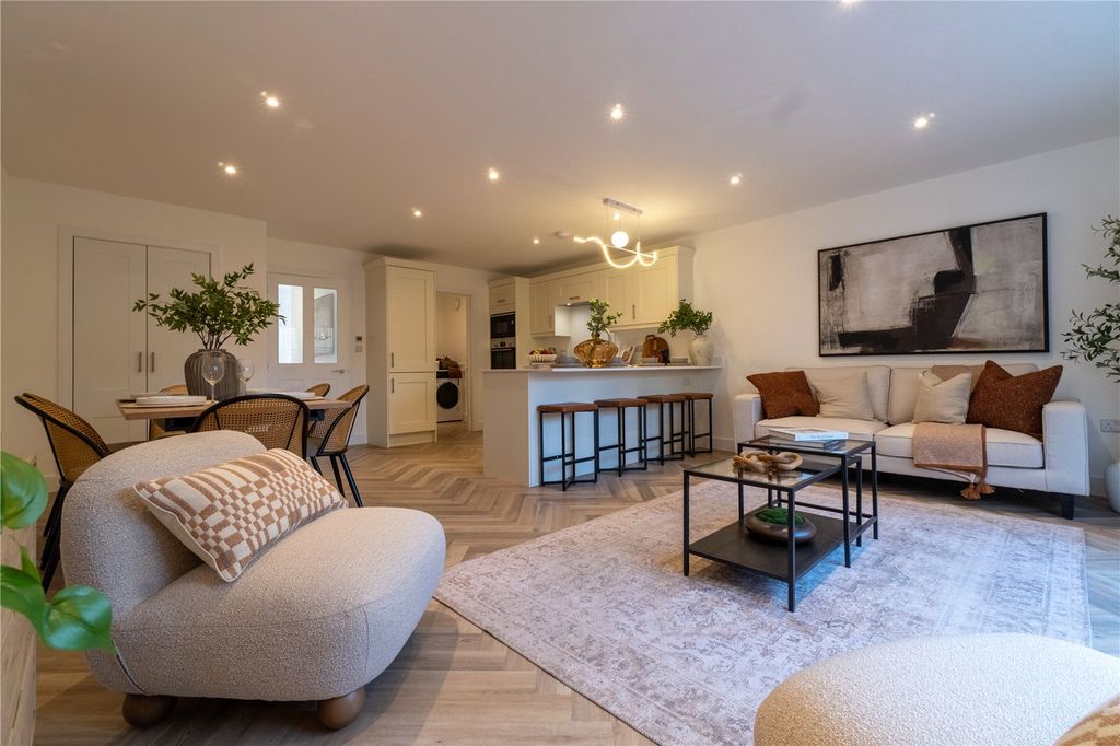 Property photo 2 of 30 Picture 2