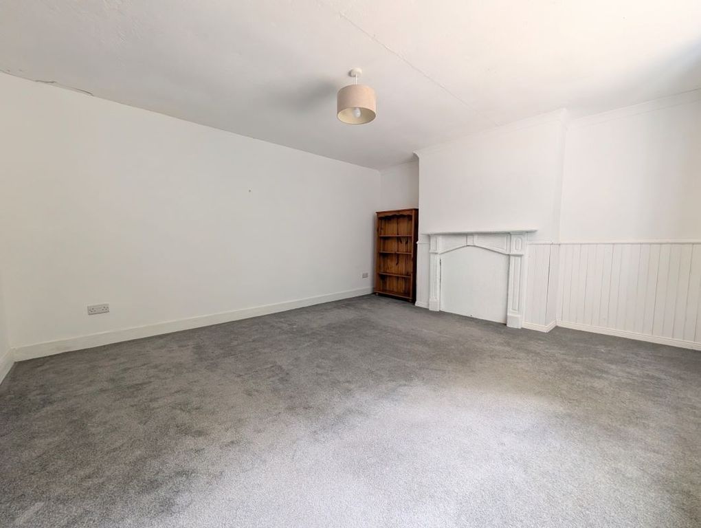 Property photo 2 of 10 Image 2