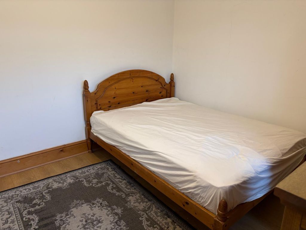 Property photo 1 of 3