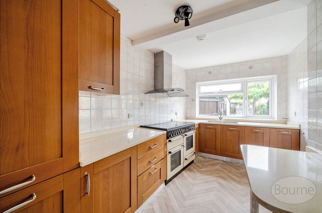 Property photo 2 of 20 271A1B2F-9880-471...