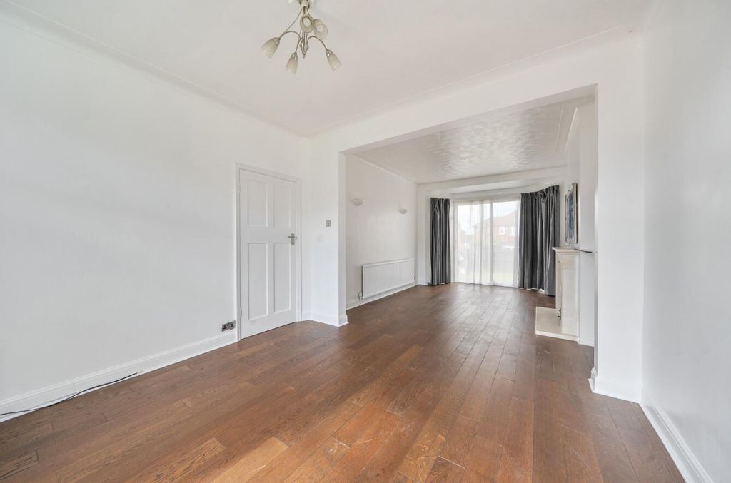 Property photo 2 of 14 Davidson Frost-Wellings, Dfw, Lyon Mead, Stanmore,